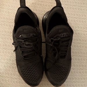 Black on black mens air max 270